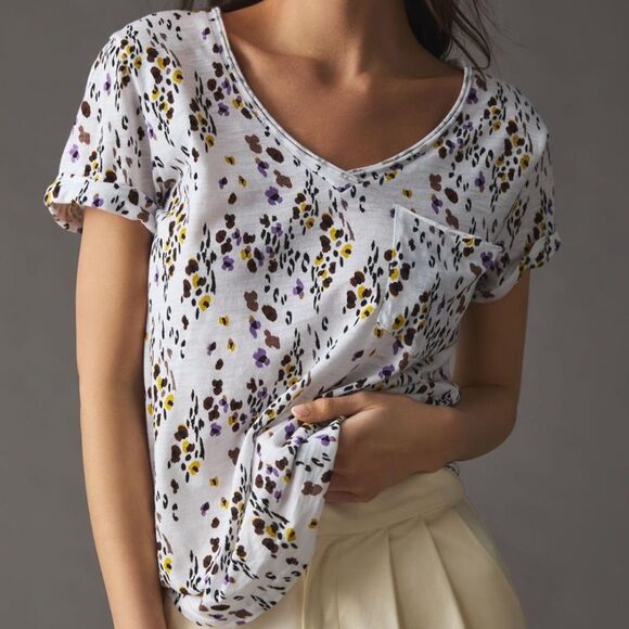 T.LA ANTHROPOLOGIE NWT Short Sleeve Abstract Floral V-Neck T-Shirt M - Picture 13 of 13